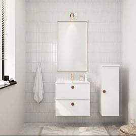 Ingrid smal møbel fra LinnBad i hvit farge.